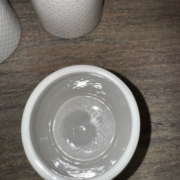 Better Homes And Gardens White Ceramic Canister Set with Brown Lids - Picture 5 of 6